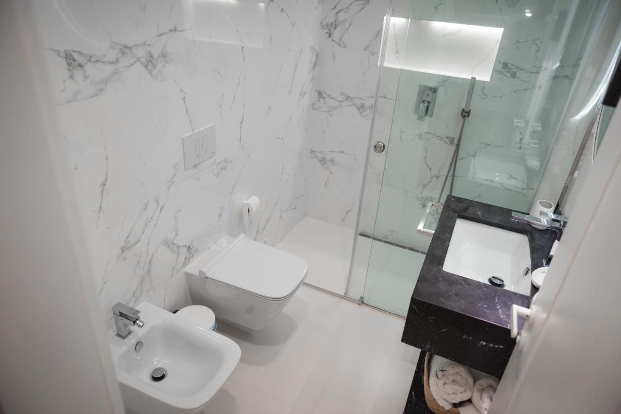 Tam Skanderbeg Square City Center Apartment No4 Тирана Экстерьер фото