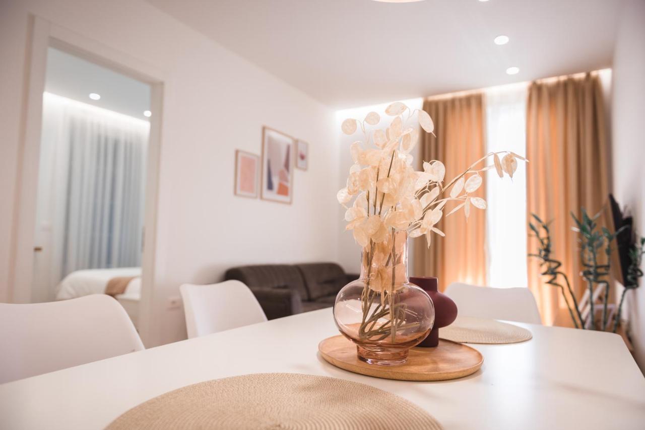 Tam Skanderbeg Square City Center Apartment No4 Тирана Экстерьер фото